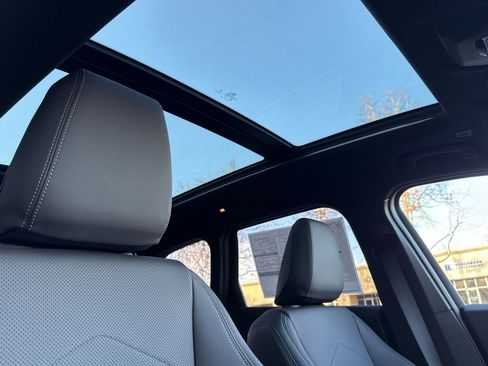 New 2026 BMW X1 xDrive28i w/ Technology Package image 14