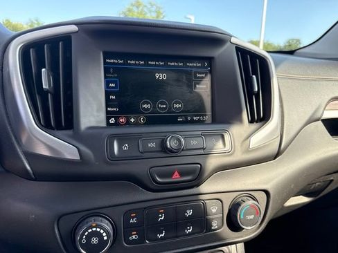 Used 2019 GMC Terrain SLE w/ LPO, Floor Liner Package FWD image 4