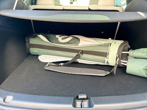 Used 2023 Tesla Model Y Performance image 9