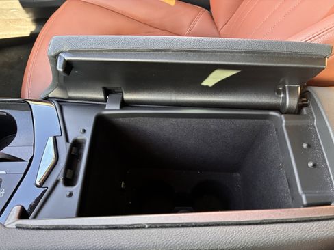 Used 2022 Maserati Levante GT image 23