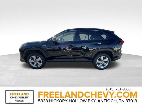 Used 2021 Toyota RAV4 Limited image 6