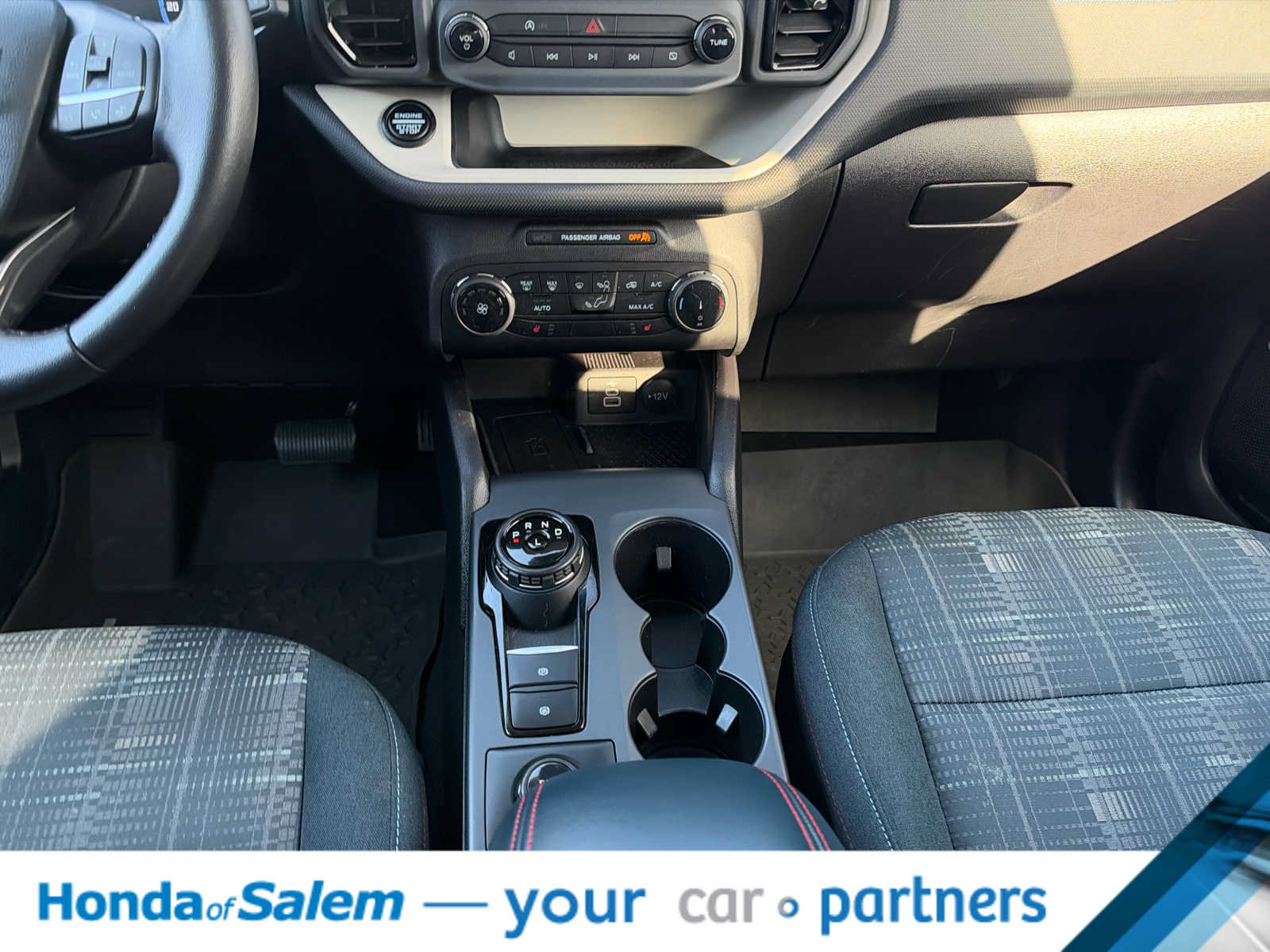 Used 2023 Ford Bronco Sport Heritage w/ Heritage Convenience Package AWD/4WD image 17
