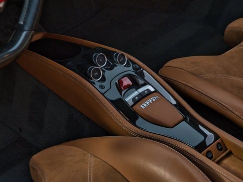 Used 2013 Ferrari 458 Italia Coupe RWD image 24