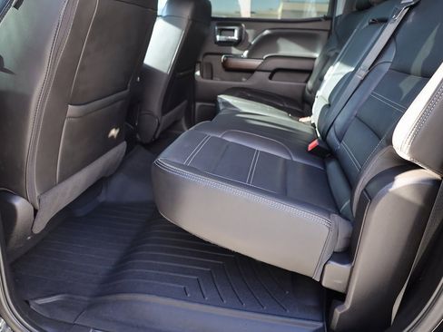 Used 2018 GMC Sierra 2500 Denali w/ Duramax Plus Package image 17