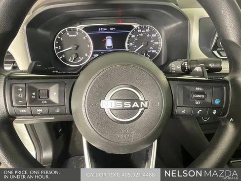 Used 2022 Nissan Rogue SV FWD image 43