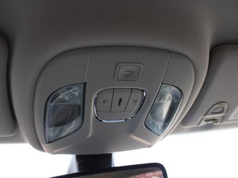 Certified 2020 Jeep Compass Latitude w/ Safety & Security Group FWD image 31
