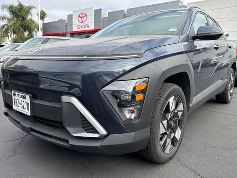 Used 2024 Hyundai Kona SEL AWD/4WD image 3
