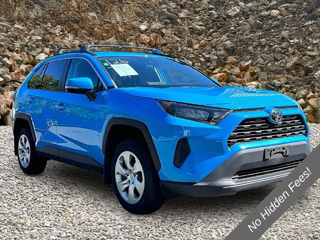 Used 2020 Toyota RAV4 LE w/ All Weather Liner Package AWD/4WD image 10