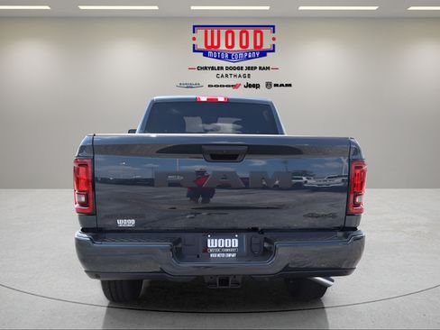New 2026 RAM 2500 Big Horn AWD/4WD image 4