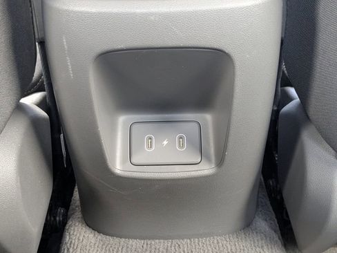 Used 2025 Hyundai Elantra SEL FWD image 16