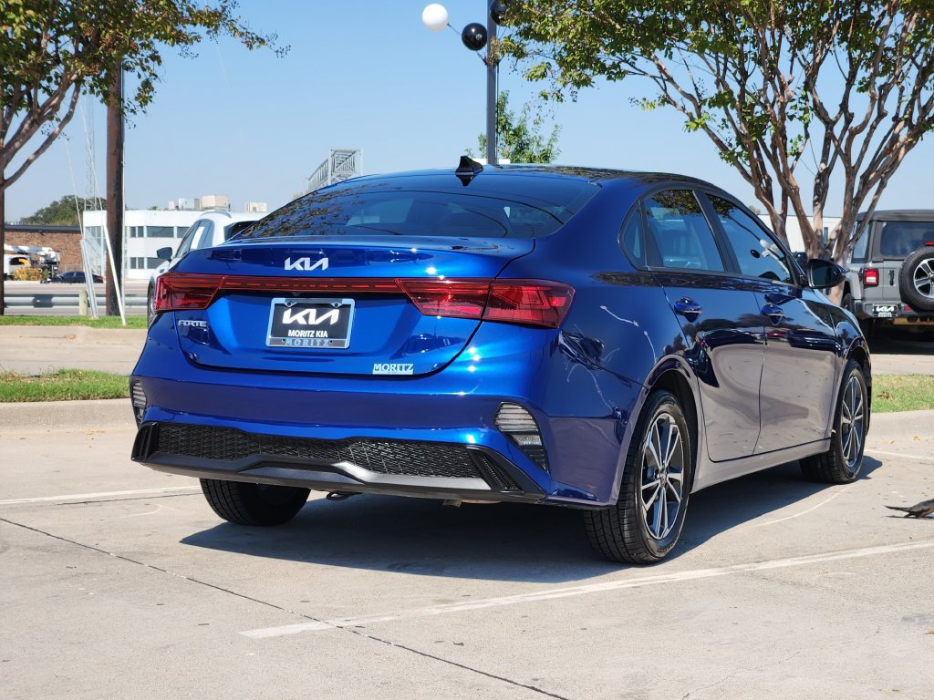 Used 2023 Kia Forte LXS w/ LXS Technology Package FWD image 4