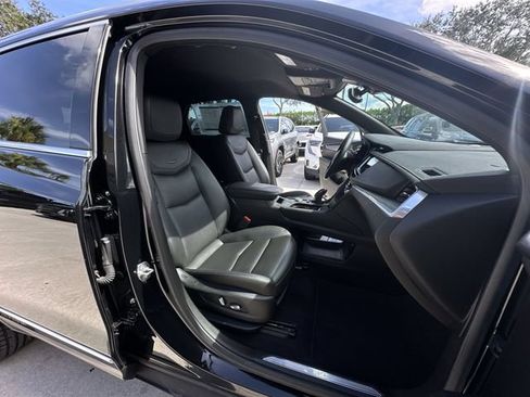 Certified 2024 Cadillac XT5 Luxury FWD image 31