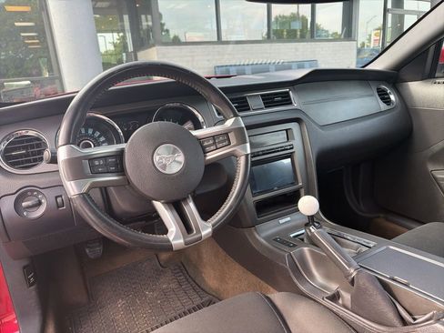 Used 2013 Ford Mustang GT image 11