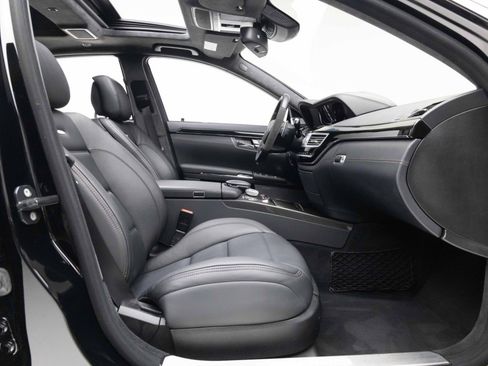 Used 2012 Mercedes-Benz S 63 AMG image 32