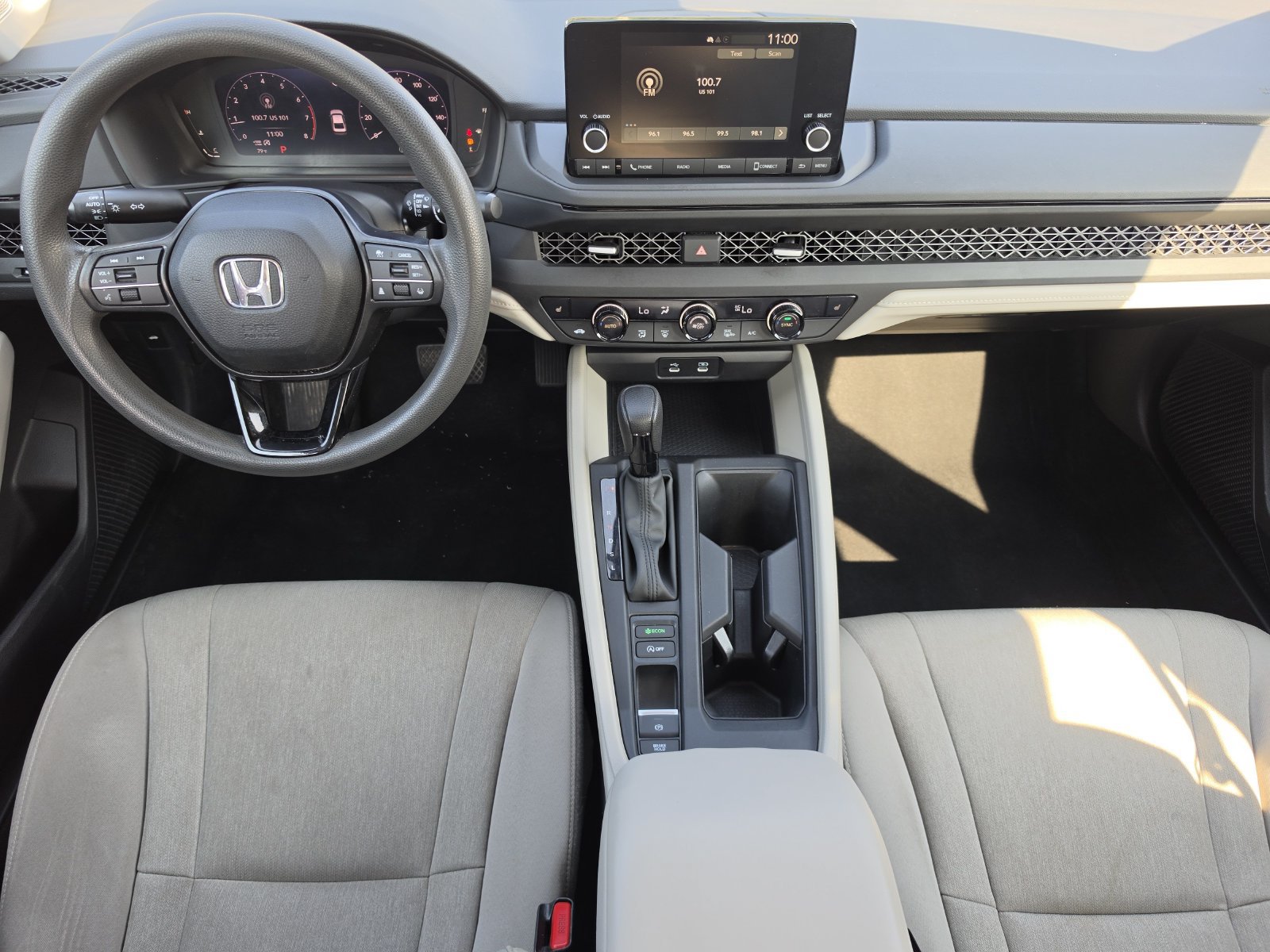 Used 2024 Honda Accord EX image 9