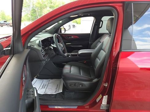 Used 2026 Chevrolet Traverse RS AWD/4WD image 24