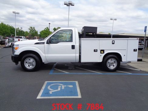 Used 2016 Ford F250 XL image 2