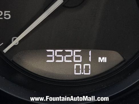 Used 2023 Porsche Macan Turbo AWD/4WD image 24