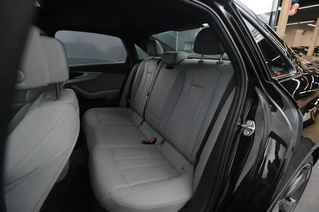 Used 2022 Audi A4 2.0T Premium Plus w/ Premium Plus Package AWD/4WD image 46