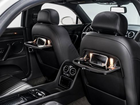 Used 2018 Bentley Flying Spur S V8 image 28