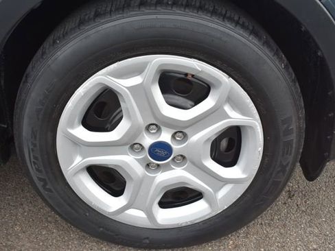 Used 2019 Ford Escape S image 38