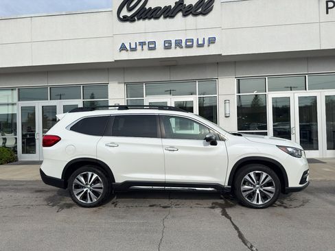 Used 2022 Subaru Ascent Touring AWD/4WD image 2