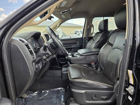 Used 2022 RAM 2500 Laramie w/ Protection Group AWD/4WD image 13