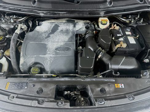 Used 2017 Ford Explorer XLT w/ Equipment Group 202A image 29