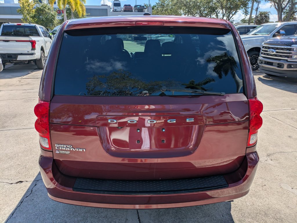 Used 2019 Dodge Grand Caravan SE FWD image 5