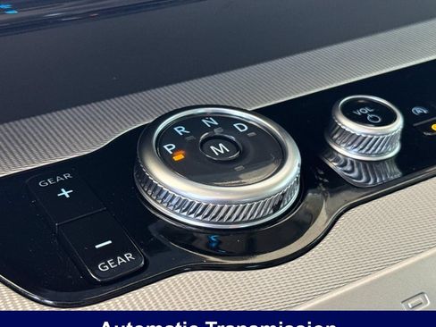Used 2025 Ford Expedition Active AWD/4WD image 30