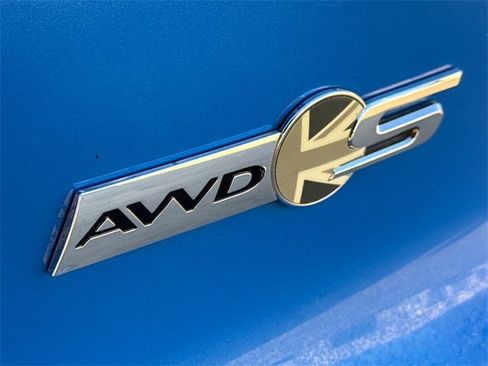 Used 2017 Jaguar F-TYPE S image 12