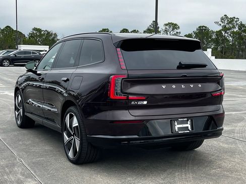 Used 2025 Volvo EX90 Ultra image 5