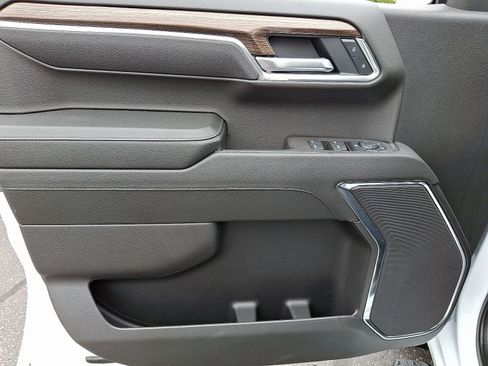 Certified 2025 Chevrolet Silverado 1500 LT image 13