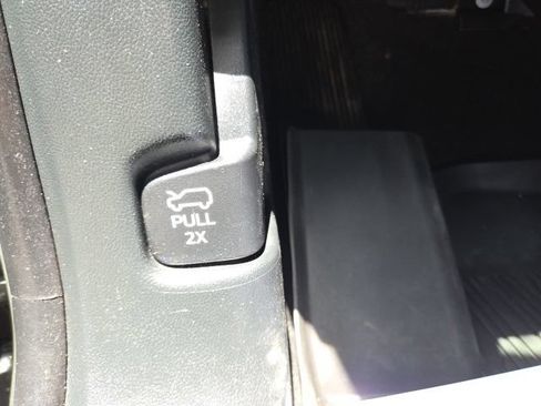 Used 2022 Ford Explorer ST w/ Equipment Group 401A AWD/4WD image 19