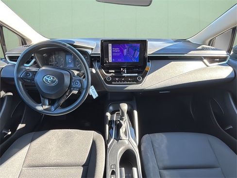 Used 2023 Toyota Corolla LE image 23
