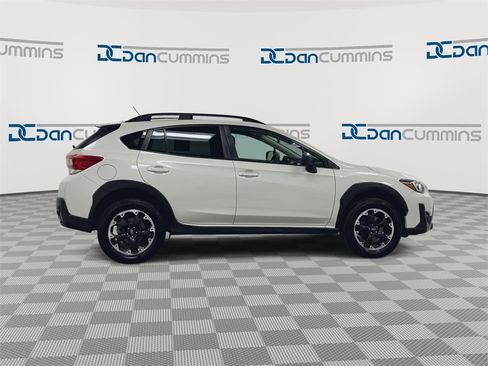 Used 2023 Subaru Crosstrek 2.0i image 9