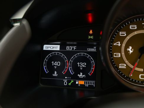 Certified 2019 Ferrari Portofino RWD image 52