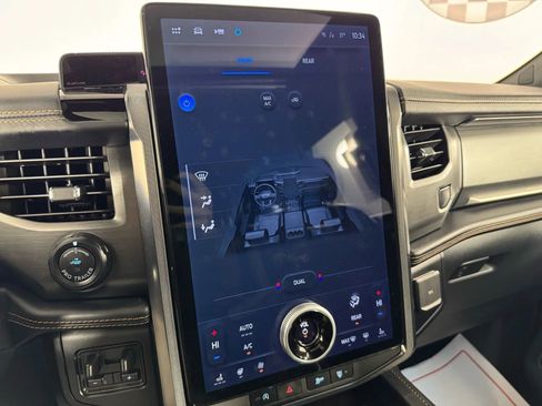 Used 2024 Ford Expedition Max Platinum image 21