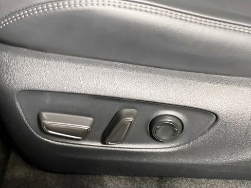 Used 2023 Toyota RAV4 XLE Premium image 15