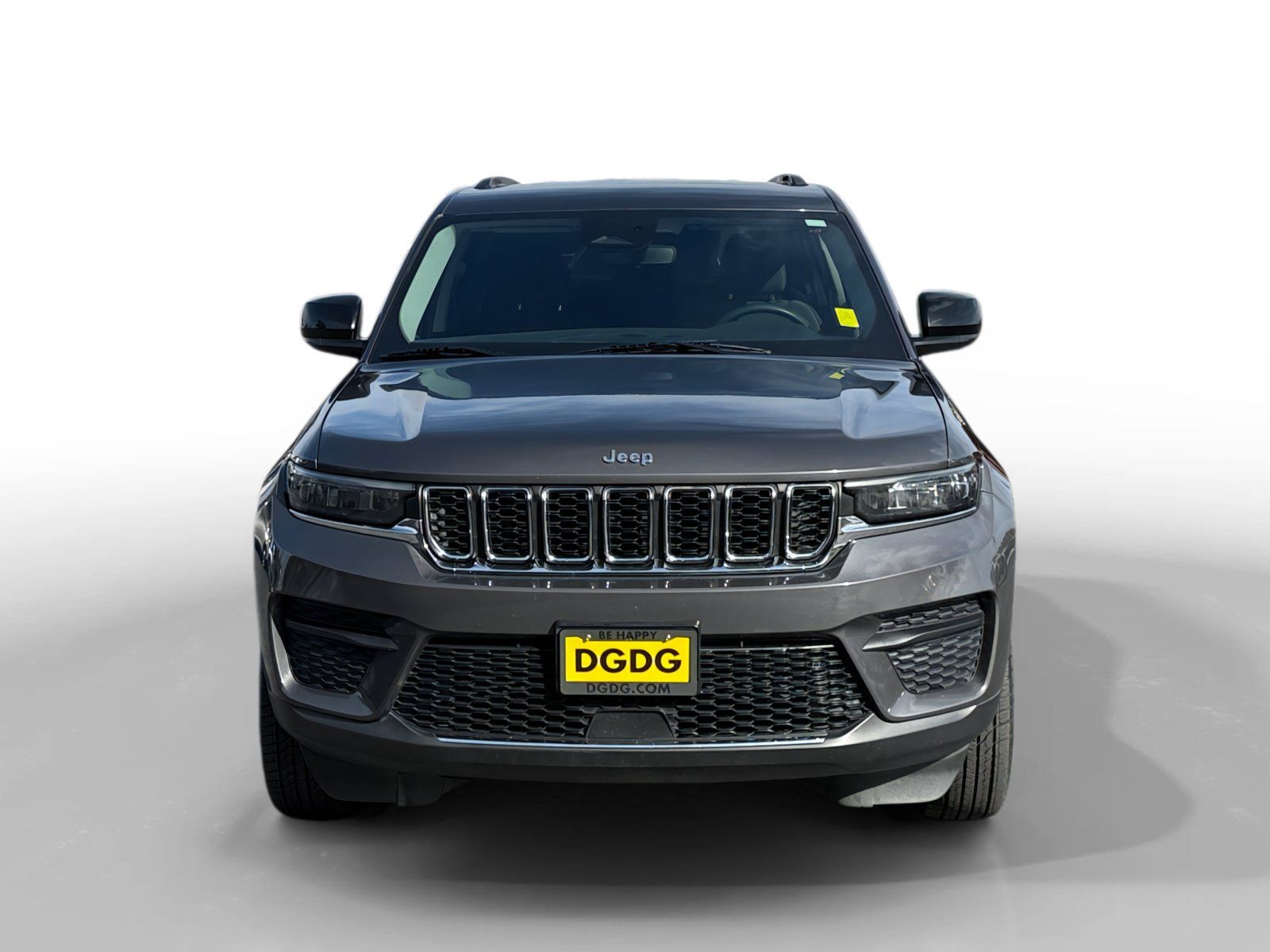 Used 2024 Jeep Grand Cherokee Laredo AWD/4WD image 8