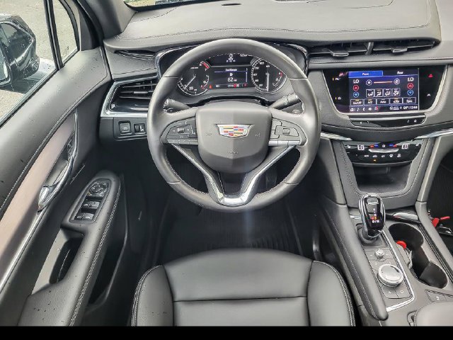 Certified 2023 Cadillac XT6 Luxury w/ LPO, Floor Liner Package AWD/4WD image 19