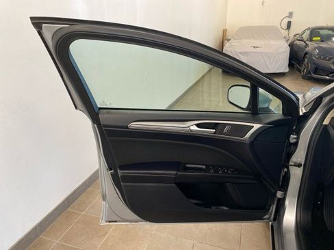 Certified 2020 Ford Fusion SE image 14