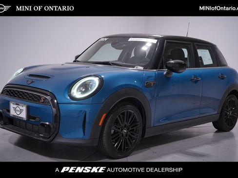 Used 2024 MINI Cooper S FWD image 1