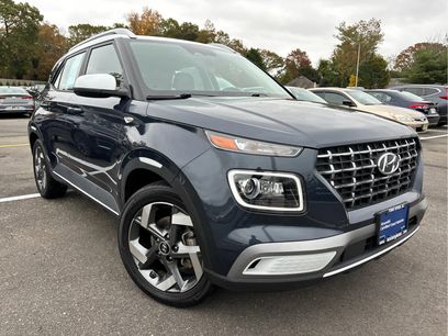 Certified 2023 Hyundai Venue Limited