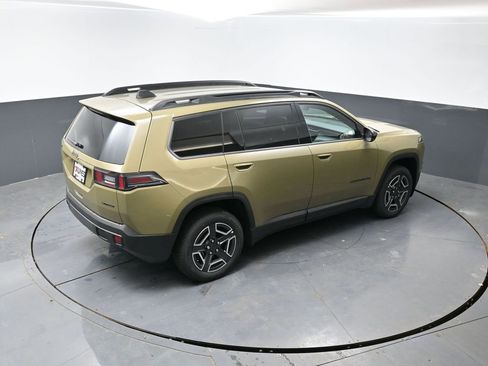 New 2026 Jeep Cherokee Limited image 27