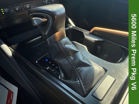 Used 2025 Lexus ES 350 w/ Premium Package FWD image 21