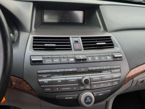 Used 2011 Honda Accord EX-L image 27