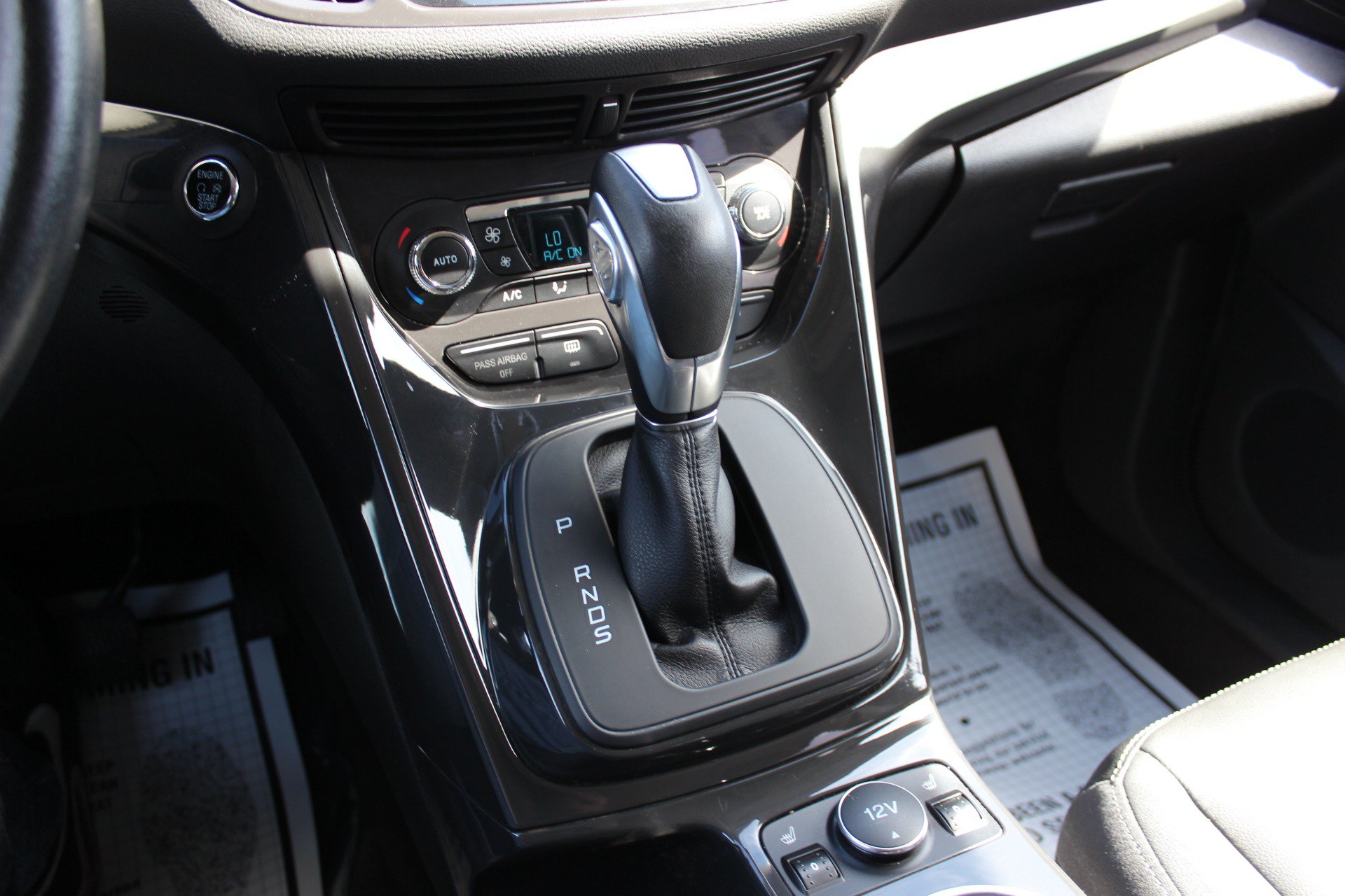 Used 2014 Ford Escape Titanium AWD/4WD image 26