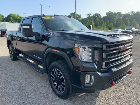 Used 2020 GMC Sierra 2500 AT4 w/ AT4 Premium Package AWD/4WD image 5