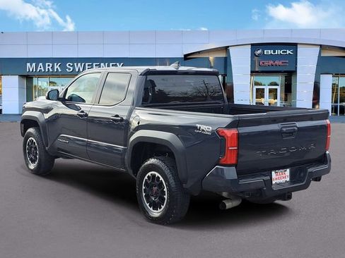 Used 2024 Toyota Tacoma TRD Off-Road image 29